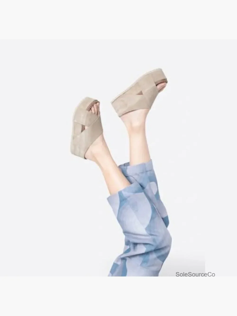 Women's Suede Platform Sandals Cork Footbed Flatform Slide Sandals Criss Cross